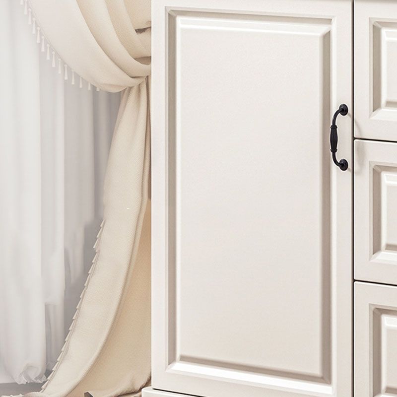 15.6-inch Width Modern Storage Chest Manufactured Wood Storage Chest Dresser