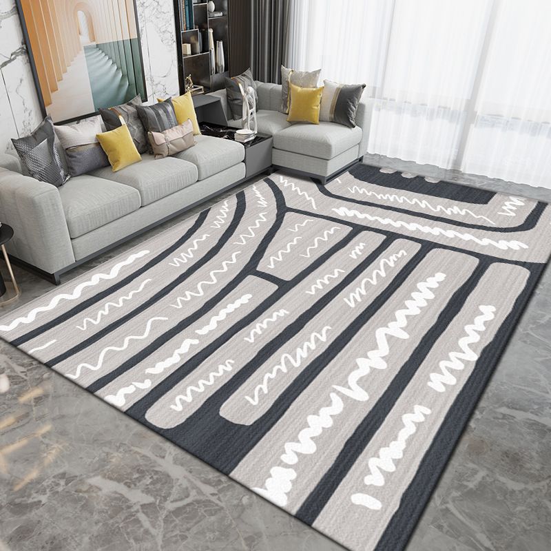 Black Modern Rug Polyester Pattern Indoor Rug Washable Rug for Living Room