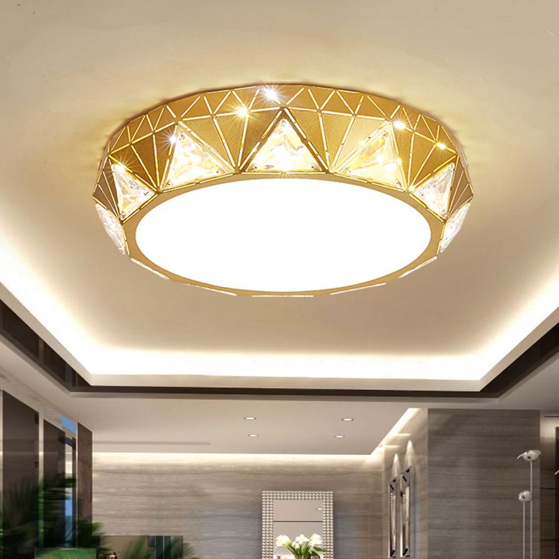Geometrische Trommel-Unterputzleuchte mit Gold-Finish, moderne dreieckige Kristall-LED-Deckenleuchte