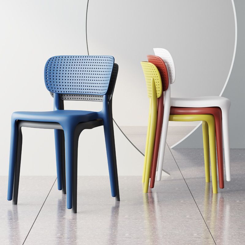 Chaise de restauration en plastique contemporain 16.5 '' Chaise latéral ouverte de grande envergure pour un usage domestique