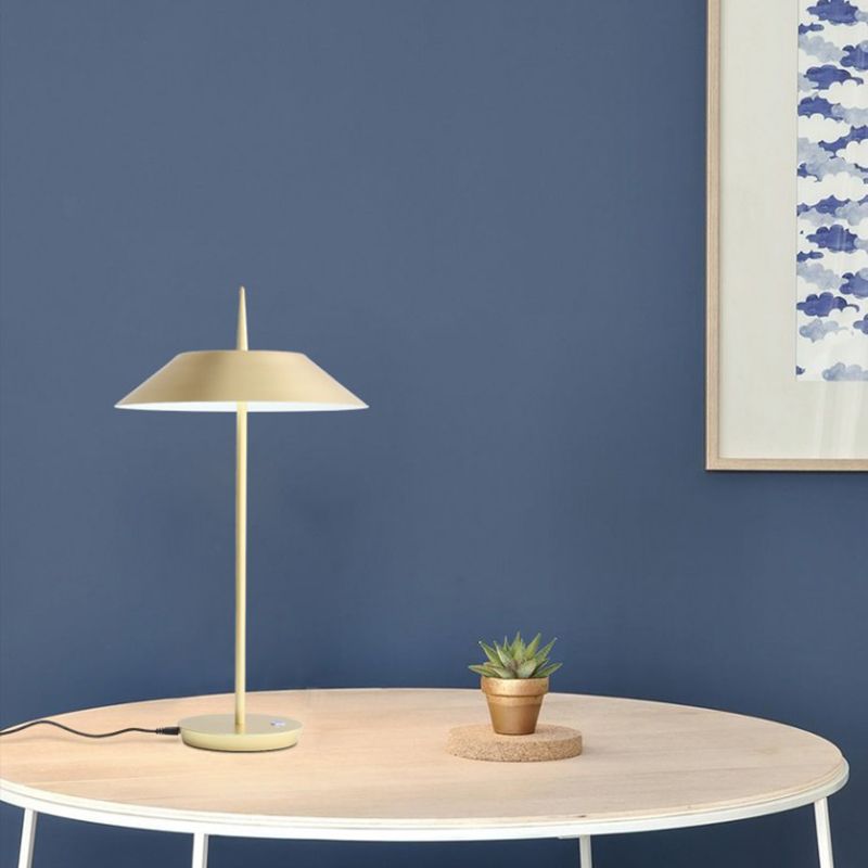 Lampe de table de nuit géométrique moderne en métal 1 lampe de table légère