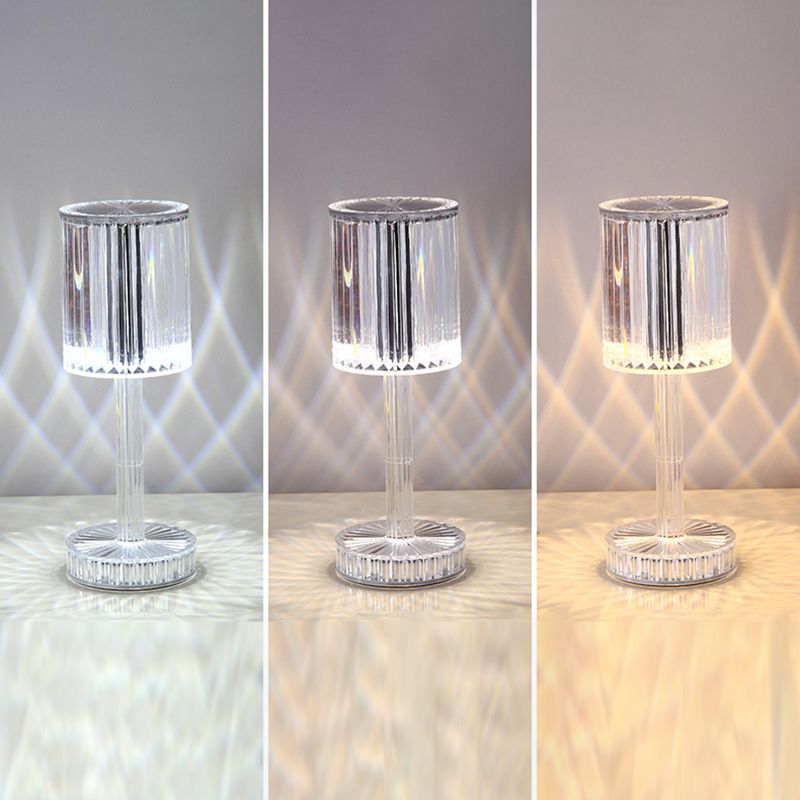 Éclairage de bureau de style moderne Lampe de bureau LED acrylique pour chambre à coucher