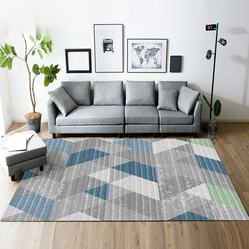 Modern Living Room Rug in Grey and Green Geometric Triangle Print Rug Polyester Pet Friendly Area Rug