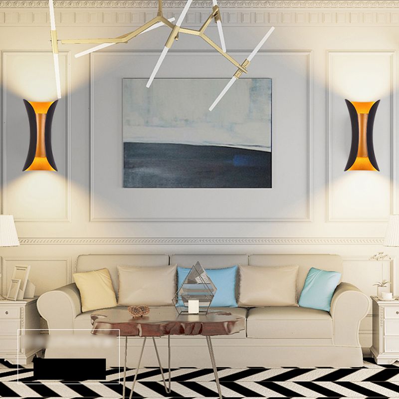 Moderner Stil Geometrischer Schatten Wandleuchten Metall 2 Leuchten Wandmontierte Beleuchtung