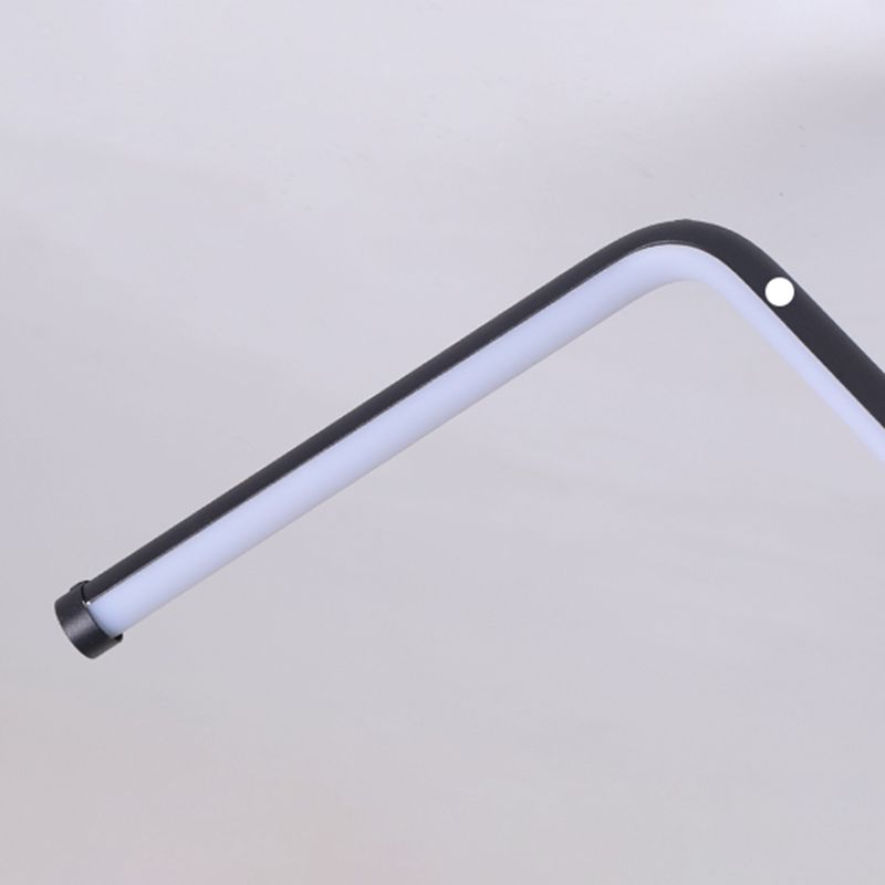 1 Light Linear Flush Mount Ceiling Light Modern Metal Ceiling Light Fixture