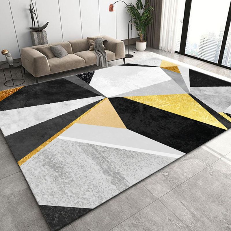 Black Modern Rug Polyester Pattern Rug Washable Indoor Rug for Home Decor