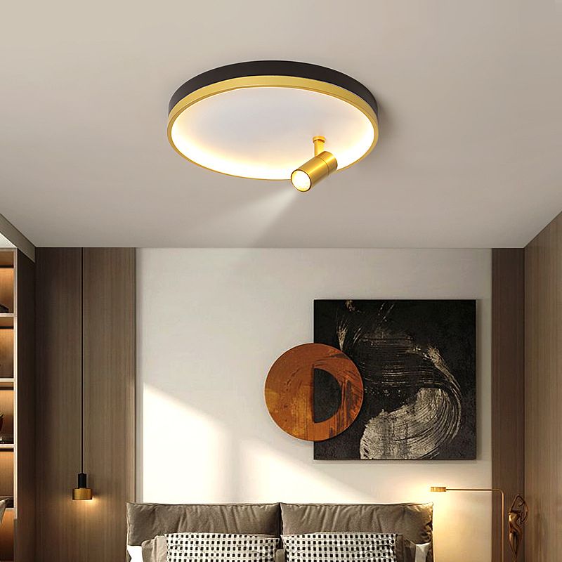 Circulaire d'or contemporaine Flush Ceiling Spotlight Iron LED Track Light Fixture for Living Room