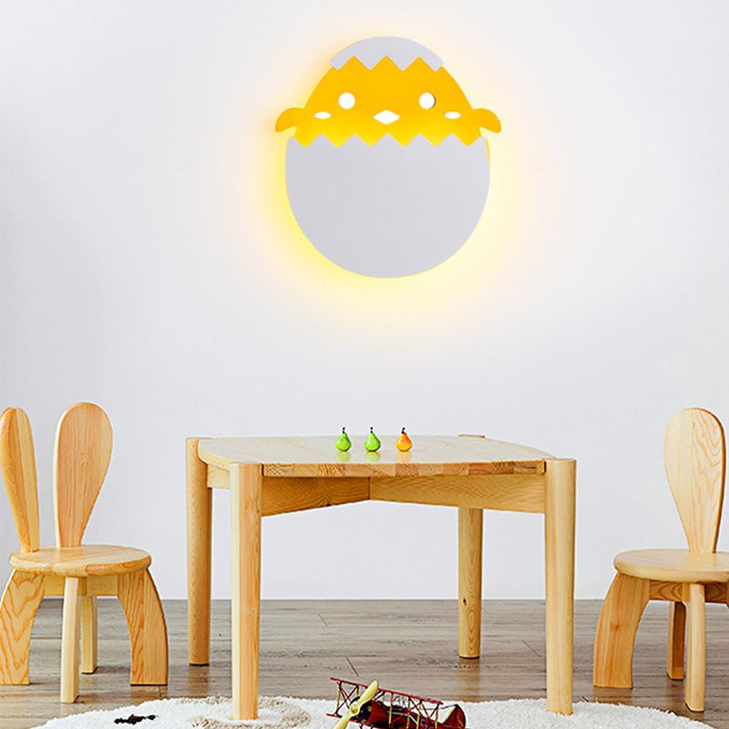 Single Green/Yellow Modernism Wall Mounted Sconce Statement LED Wall Light