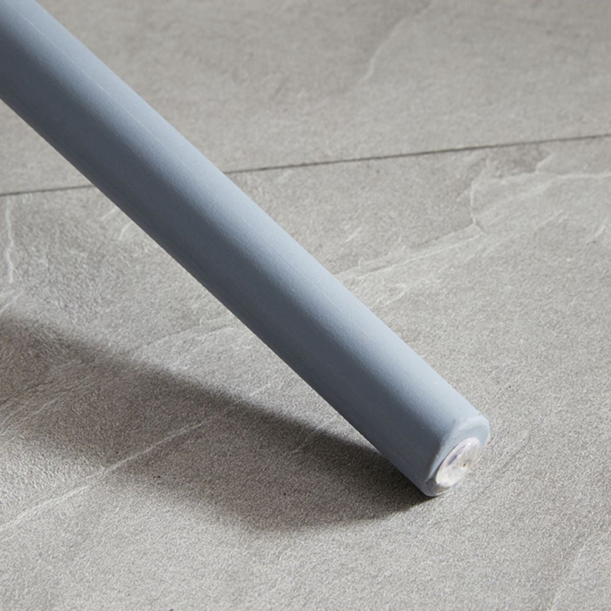 Sedie da pranzo moderne in plastica per interni in plastica.