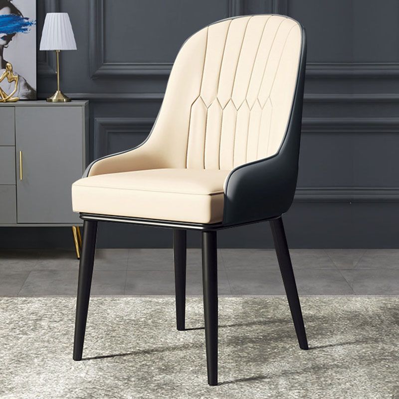 Silla auxiliar de comedor de cuero con respaldo sólido de diseño escandinavo