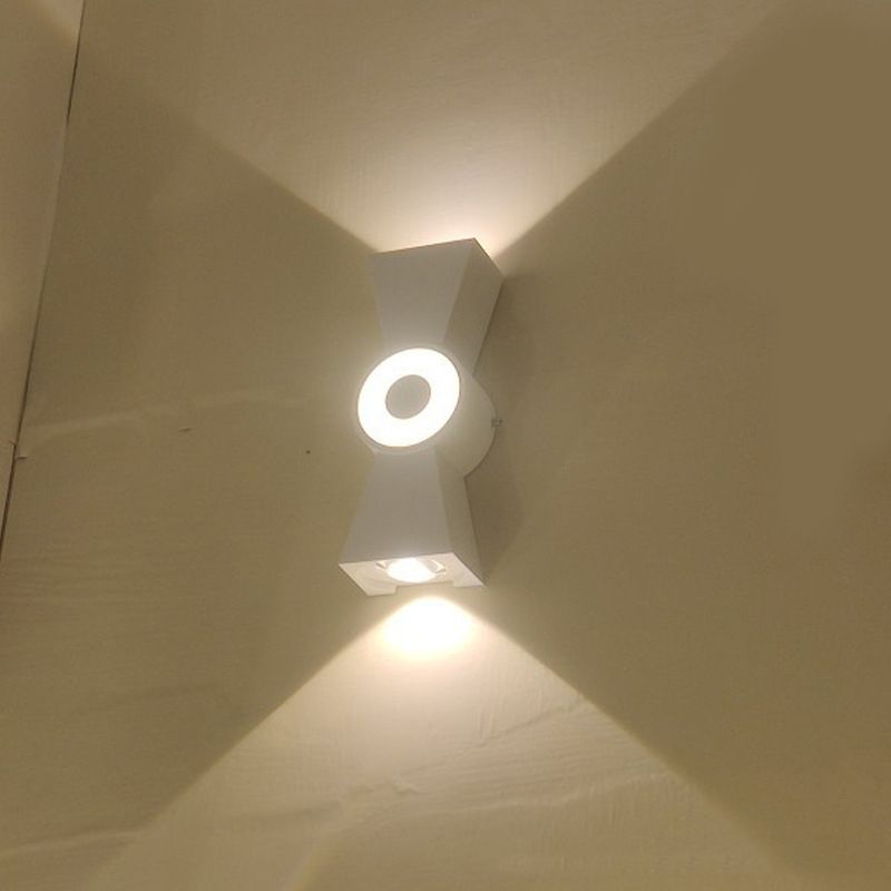 Chinese Knot Shaped Creative LED Wall Lamp Modern Simplicity Style Ambiance Decorative Wall Sconce for Courtyard Aisle
