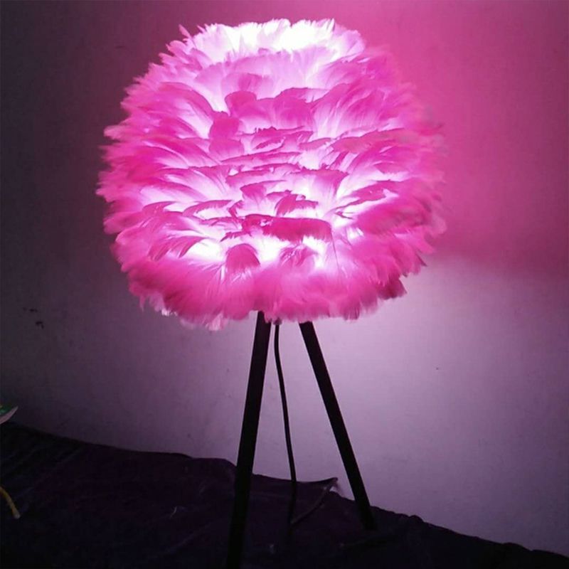 Global Feather Night Light Nordic 1-Licht weiß/rot/rosa Tischlampe mit 3-leg-Ständer in Schwarz/Weiß