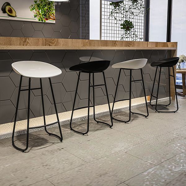 Industrial Counter Stool with Bucket Plastic Bar Stools for Bristol