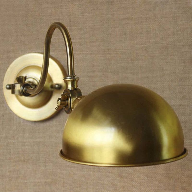 Éclairage mural en laiton 1 tête vintage Metallic Dome Shade Mur Murce Light avec un bras de col en colonne