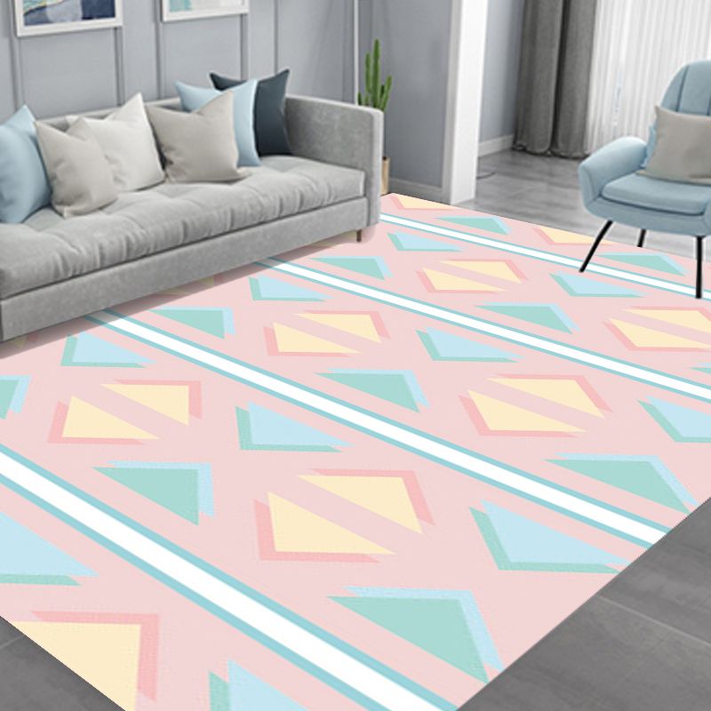 Contemporary Modern Rug in Pink Triangle Pattern Rug Polyester Stain-Resistant Carpet for Home Decoration