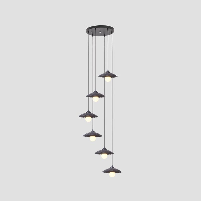 Luminaires suspendus noirs à tête multiples lampe à suspension en métal moderne pour le salon