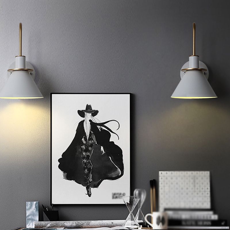 Simplicity Wall Sconce Colorful Metal Shade Wall Mounted Lamp for Dining Room
