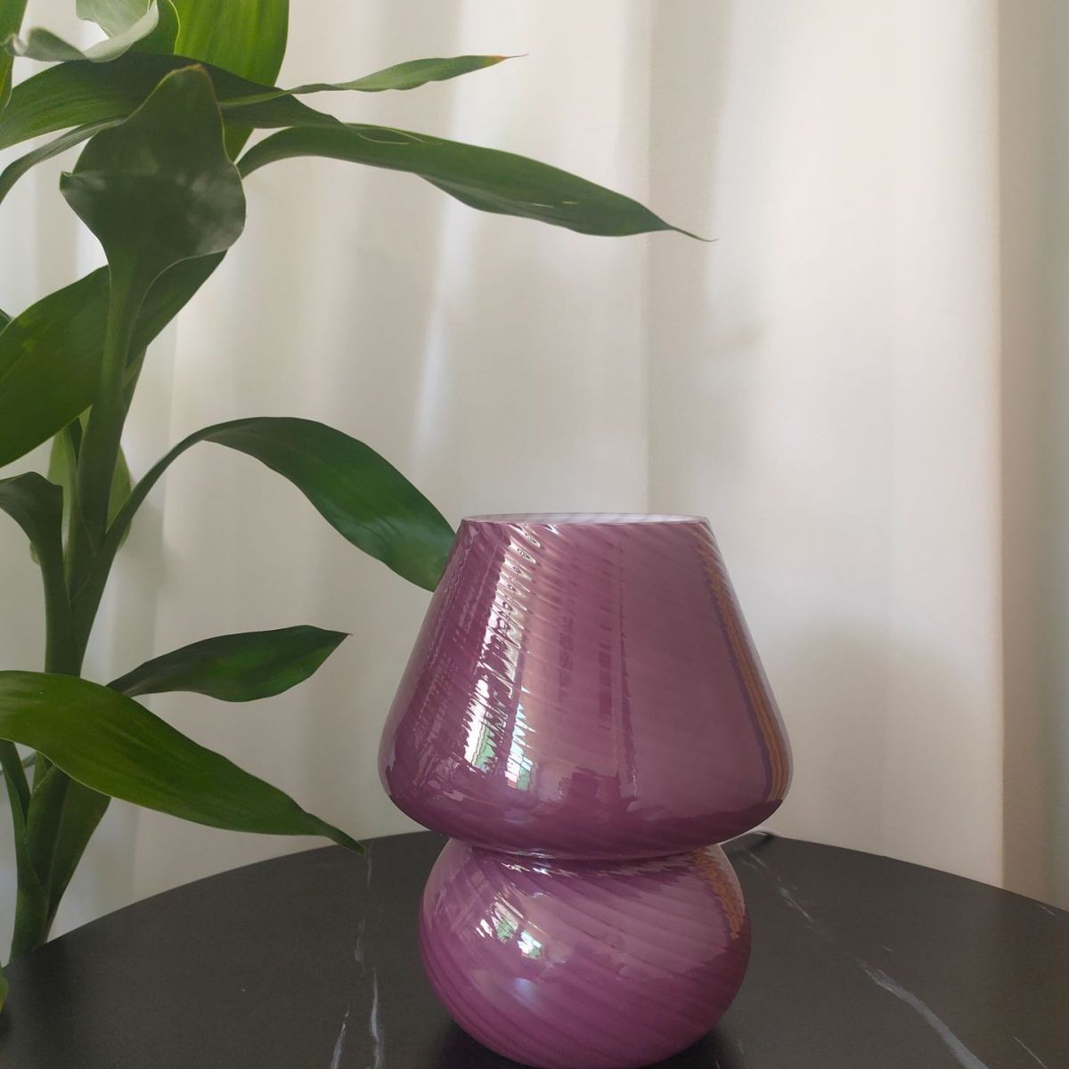 Trendy paddestoelvormige tafellicht macaron glas 1-licht nachtkastje lamp voor slaapkamer
