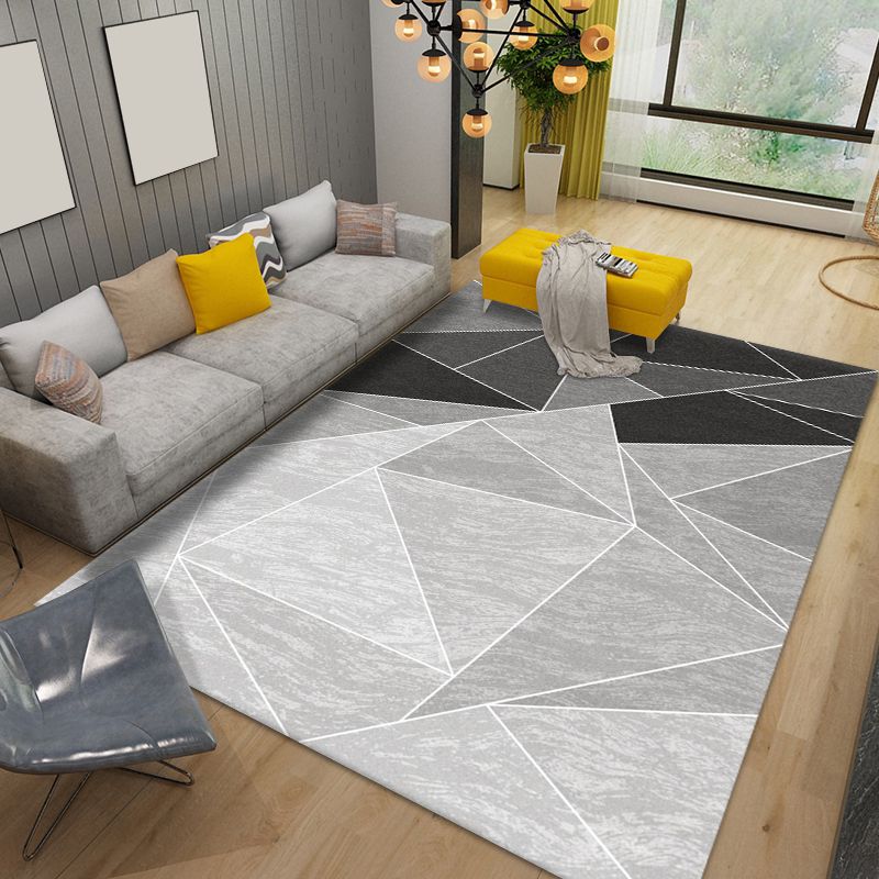 Simplicity Diamond Rug Beige Polyester Area Rug Stain Resistant Rug for Bedroom
