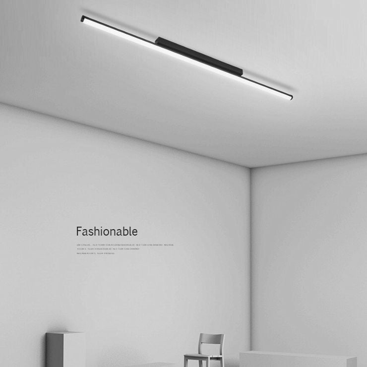 Lineare Deckenleuchte im minimalistischen Stil, LED-Beleuchtung aus Metall in Deckennähe