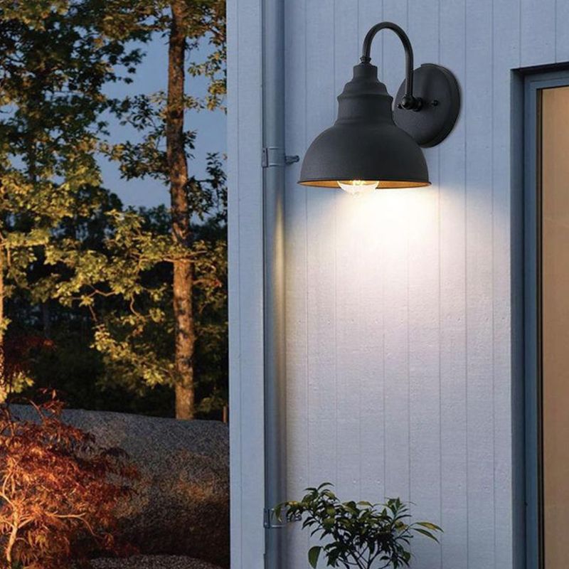 Industrielle klassische Kuppelwandlampe Schmiedeeisen -Wandleuchte für Außenräume