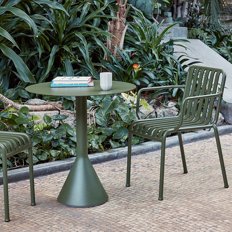 Modern Iron Patio Table Outdoor UV Resistant Patio Table in Green
