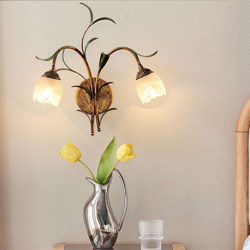 Flower Shape Wall Lamp Modern Wall Mount Lamp with Glass Shade for Bedroom