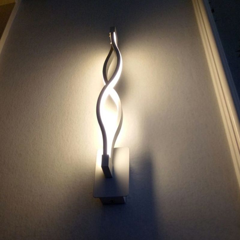 Lámpara de pared LED de simplicidad moderna Amplina de pared lineal de aluminio con sombra acrílica