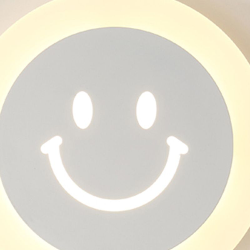 1-Light Wall Lighting Fixtures Modern Style Metal Wall Mounted Lights in White