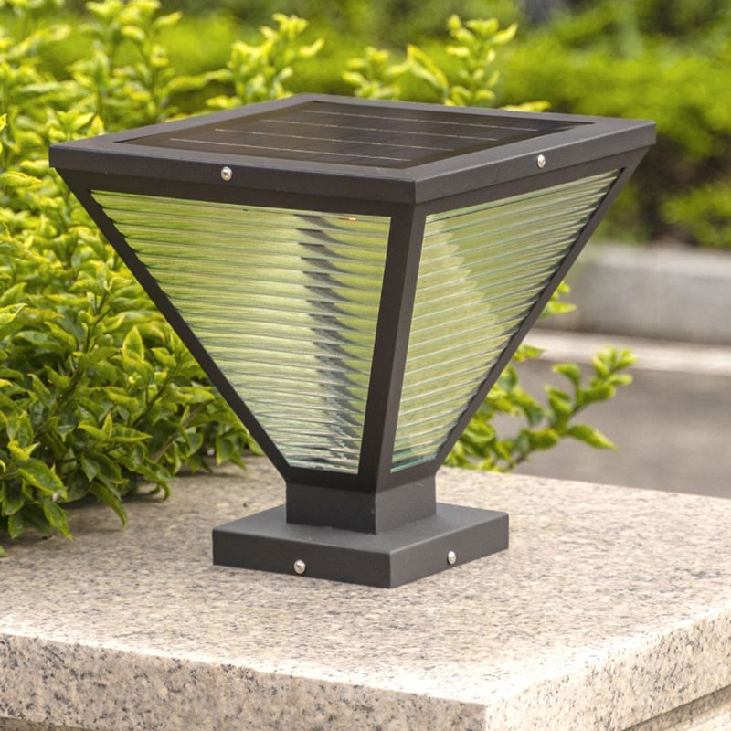 Geometric Shape Metal Outdoor Light Modern Style 1 Light Solar Pillar Lights in Black