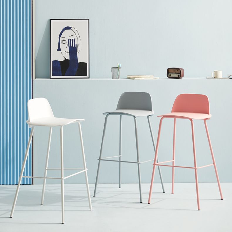 Nordic Style Plastic Barstool Colorful Iron Legs Bar Stool for Living Room