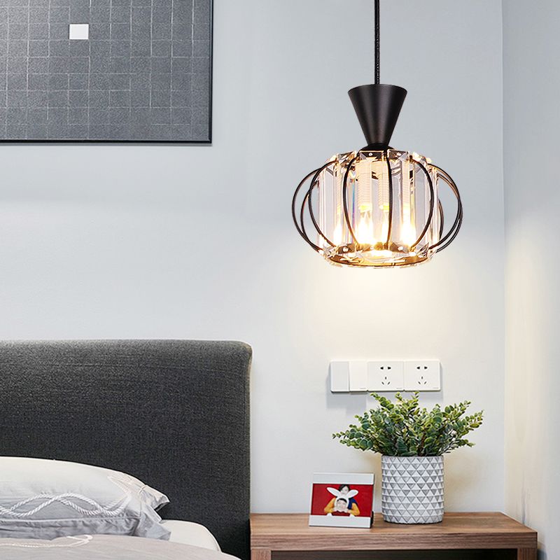 1 tête Crystal Prism Pendant Lighting Modern Eleging Hanging Lightture avec une teinte lanterne en noir / or pour la chambre