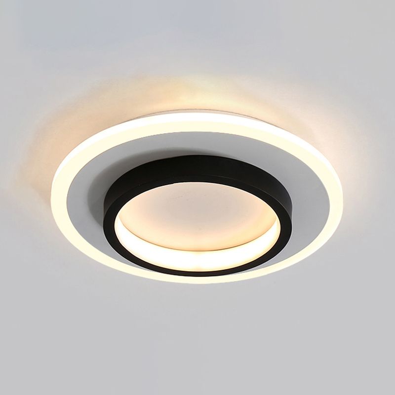 Geometrische Gangbündige Deckenleuchte aus Metall im modernen Stil mit LED-Deckenmontage