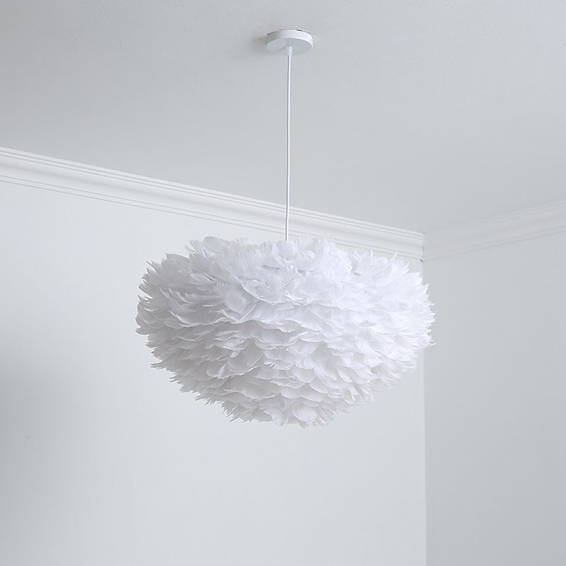 Plume de pendentif en lustre à chambre à coucher 19,5 "/23,5" large 5 ampoules simples de suspension simple en gris / blanc / rose