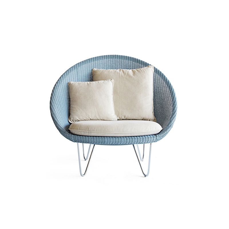 Rattan Chair41.3" L x 33.4" W x 14.4" H Arms Included Chair