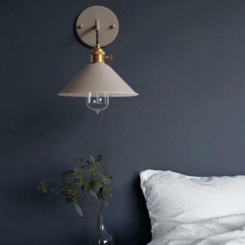 Lumières murales de style moderne Éclairage mural macaron métallique pour chambre