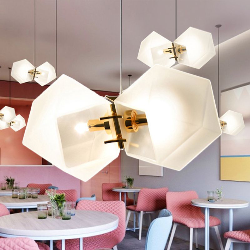 2/4/6 Lichter Wohnzimmer Kronleuchter mit geometrischer weißer Glasschatten moderner Gold LED Hanging Lampe Kit