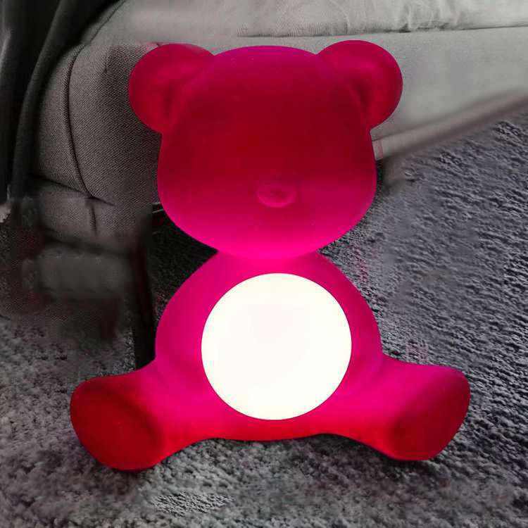 Modern Style Bear Shape Table Lamp Resin One Light Table Light