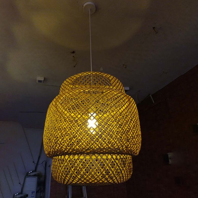 Chinese Style Lantern Ceiling Light Hand-Worked Bamboo 1 Light Restaurant Hanging Pendant Lighting in Beige