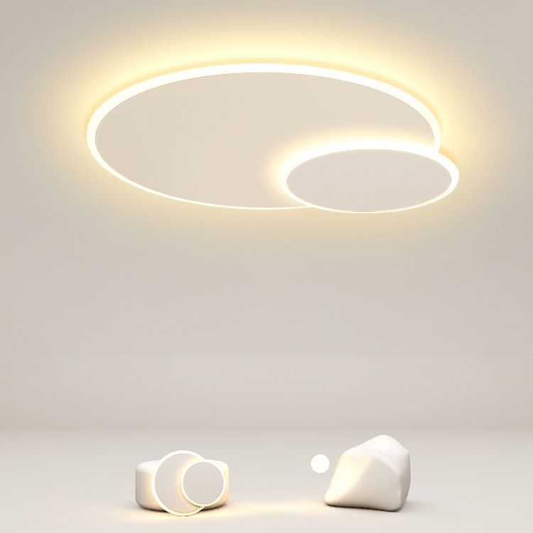 Circle Shape Ceiling Light Metal Flush Mount with Silicone Shade in White for Living Room