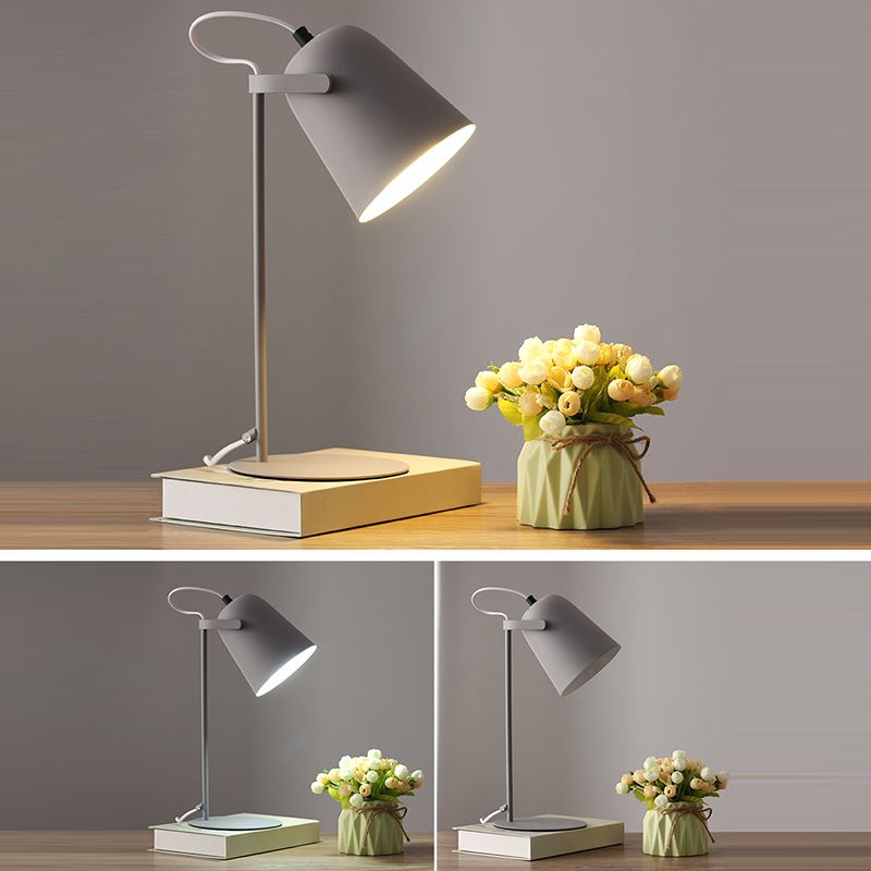 Lampada da tavolo da tavolo da tavolo in stile da 13,7 "sfumatura a campana in metallo semplicità di lettura di lettura per camera da letto