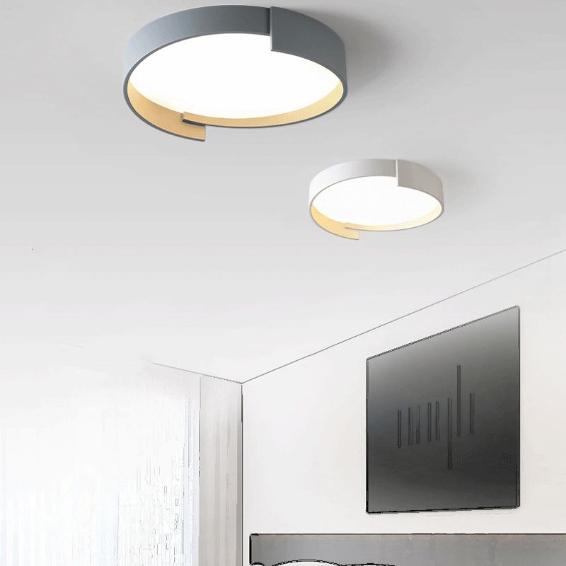 Modern LED Metal Flush Mount Circular Shape Ceiling Light with Acrylic Shade for Bedroom
