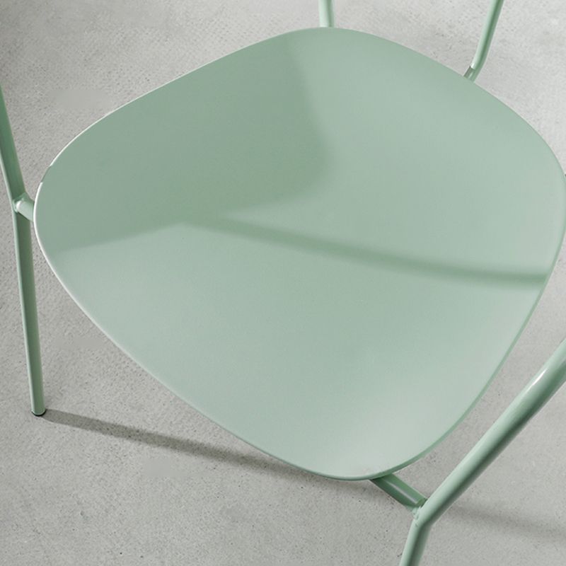 Modern Style Arm Chair Plastic Indoor Dining Chair for Living Room