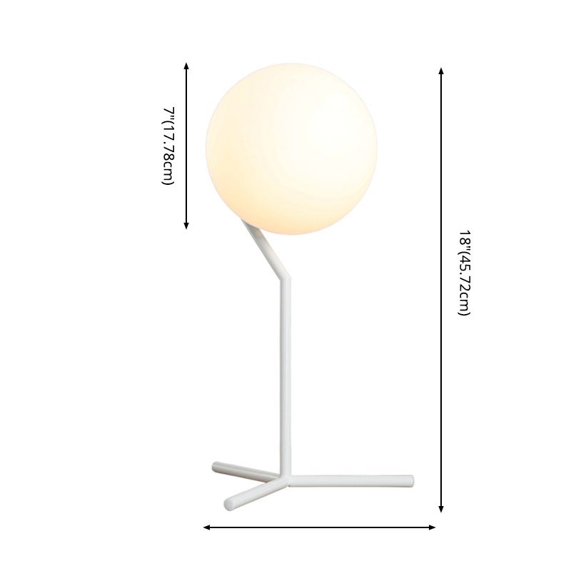 Moderne statief tafelverlichting metaal 1-licht slaapkamer nachtlampje met bal witte glazen schaduw