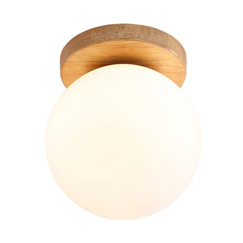 Zeitgenössische Minimalismus-Mini-Deckenleuchte aus Holz mit Einzellicht, Milchglas, Kugelschirm, Unterputzlampe für Flur, Gang