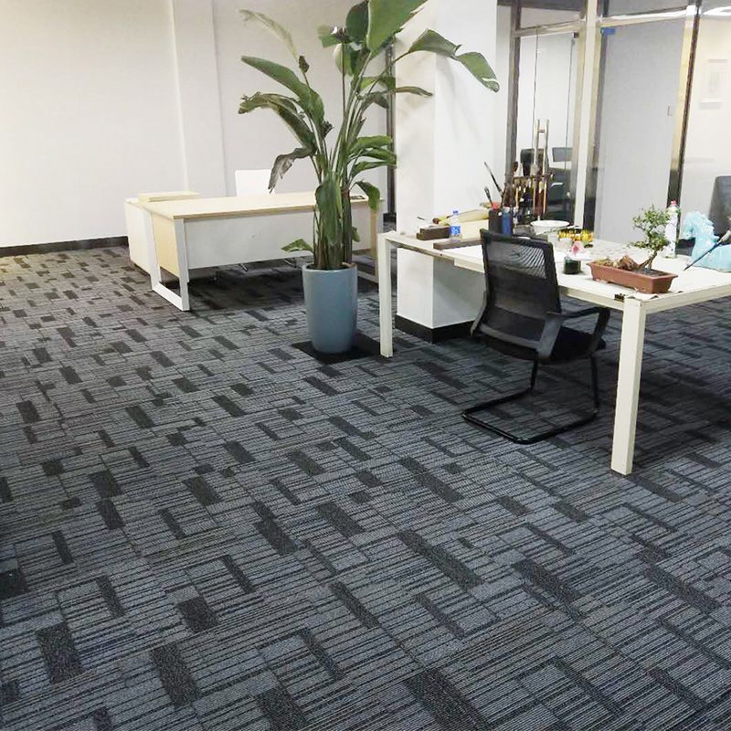 Modern Carpet Tile Loose Lay Non-Skid Fade Resistant Carpet Floor Tile