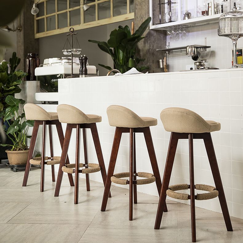 Moderner Backstreh Counterhocker Holz Kassierer Barhocker mit Kissen und Pedal