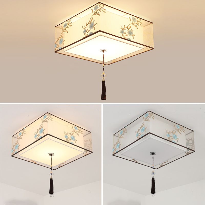 Traditional Flush Mount Light Fixtures 3-Light White Flushmount Ceiling Lamp for Living Room