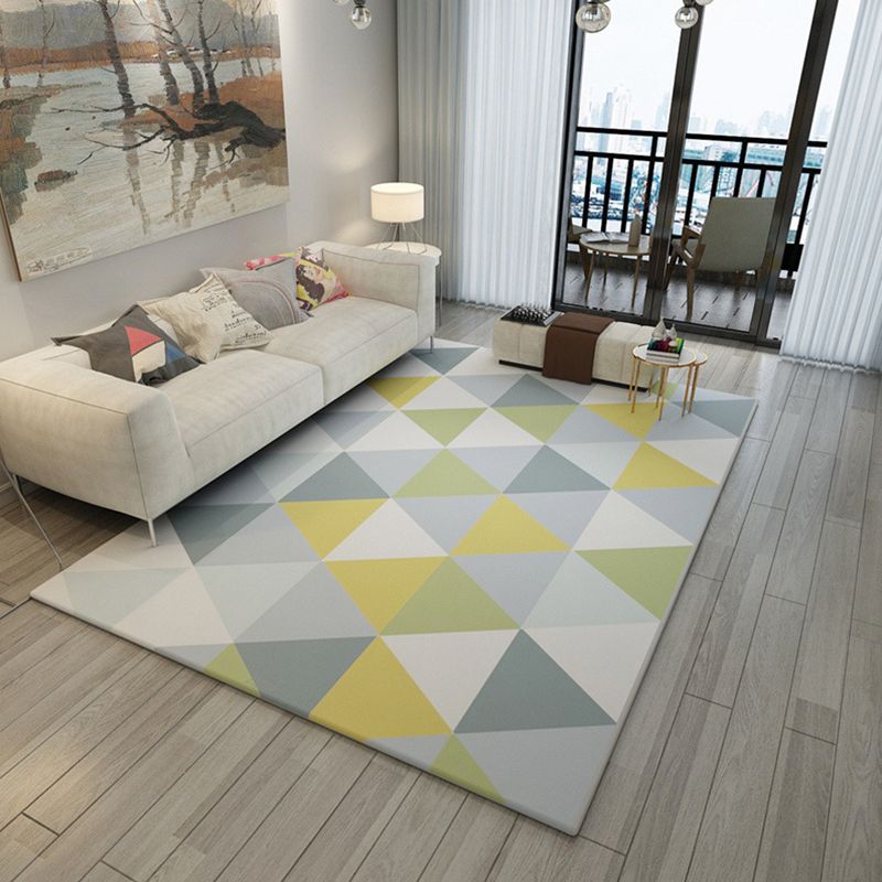 Contemporary Geometric Printed Rug Multi Colored Polyester Carpet Anti-Slip Backing Machine Wash Pet Friendly Rug for Great Room