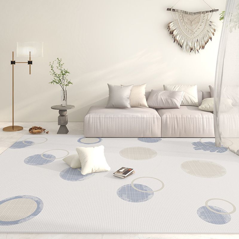 Light Gray Graphic Rug Polyester Casual Rug Stain Resistant Rug for Living Room